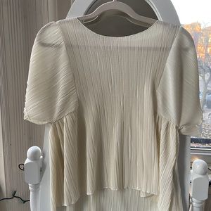 Madewell flutter top!